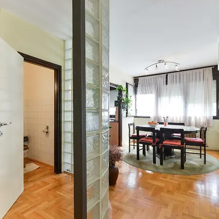 Fragola Apartament *